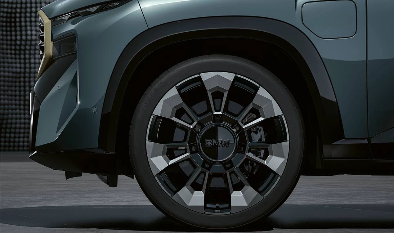 Piene in lega M Star 923 OEM 36111543992 per BMW G30, G31, G38. BMW originale.