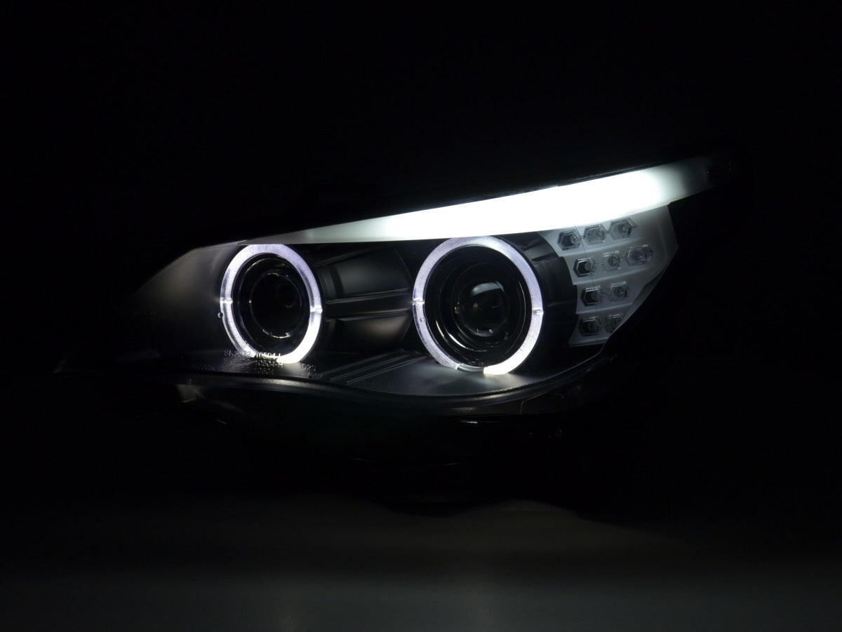 Faros delanteros delanteros Xenón Angel Eyes LED BMW Serie 5 E60 / E61 05-08 negros para volante a la derecha