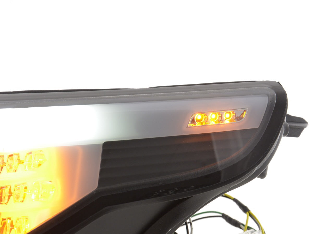Faros delanteros delanteros Xenón Angel Eyes LED BMW Serie 5 E60 / E61 05-08 negros para volante a la derecha