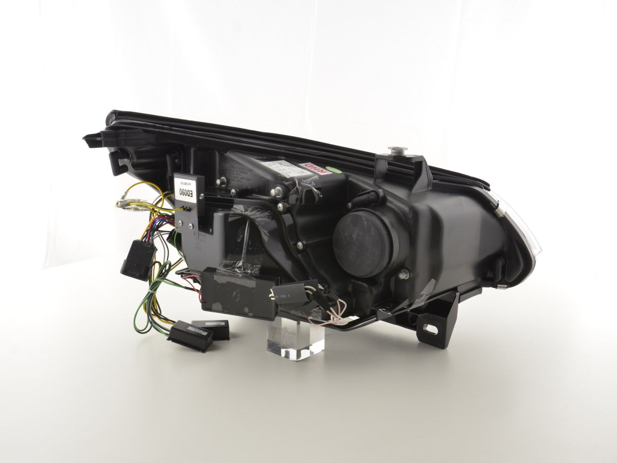 Faróis de xenônio olhos de anjo CCFL BMW Série 5 E60 / E61 05-08 cromados para volante à direita