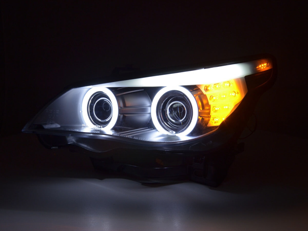 Faros delanteros xenón ojos de angel CCFL BMW Serie 5 E60 / E61 05-08 negros para volante a la derecha