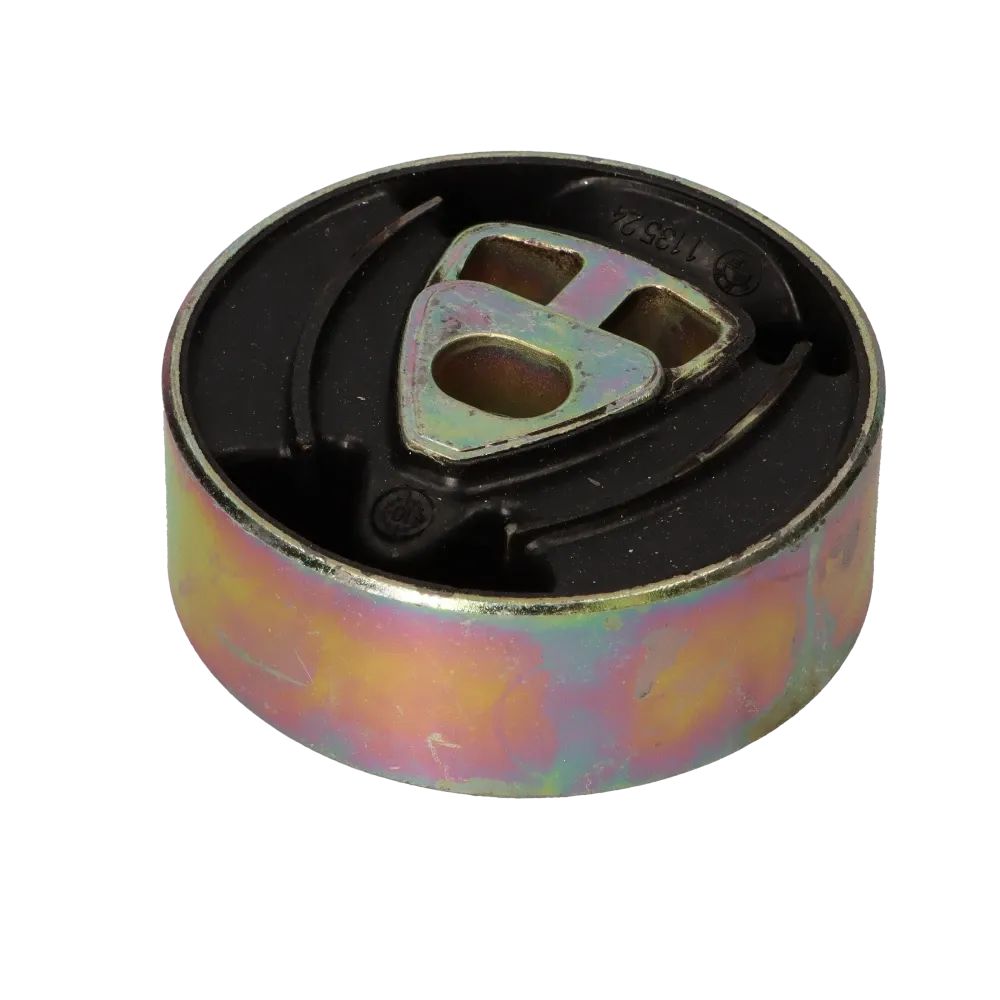 Supporto in gomma differenziale posteriore OEM 33171135244 per BMW E30 325i, 325i xDrive. BMW originale.