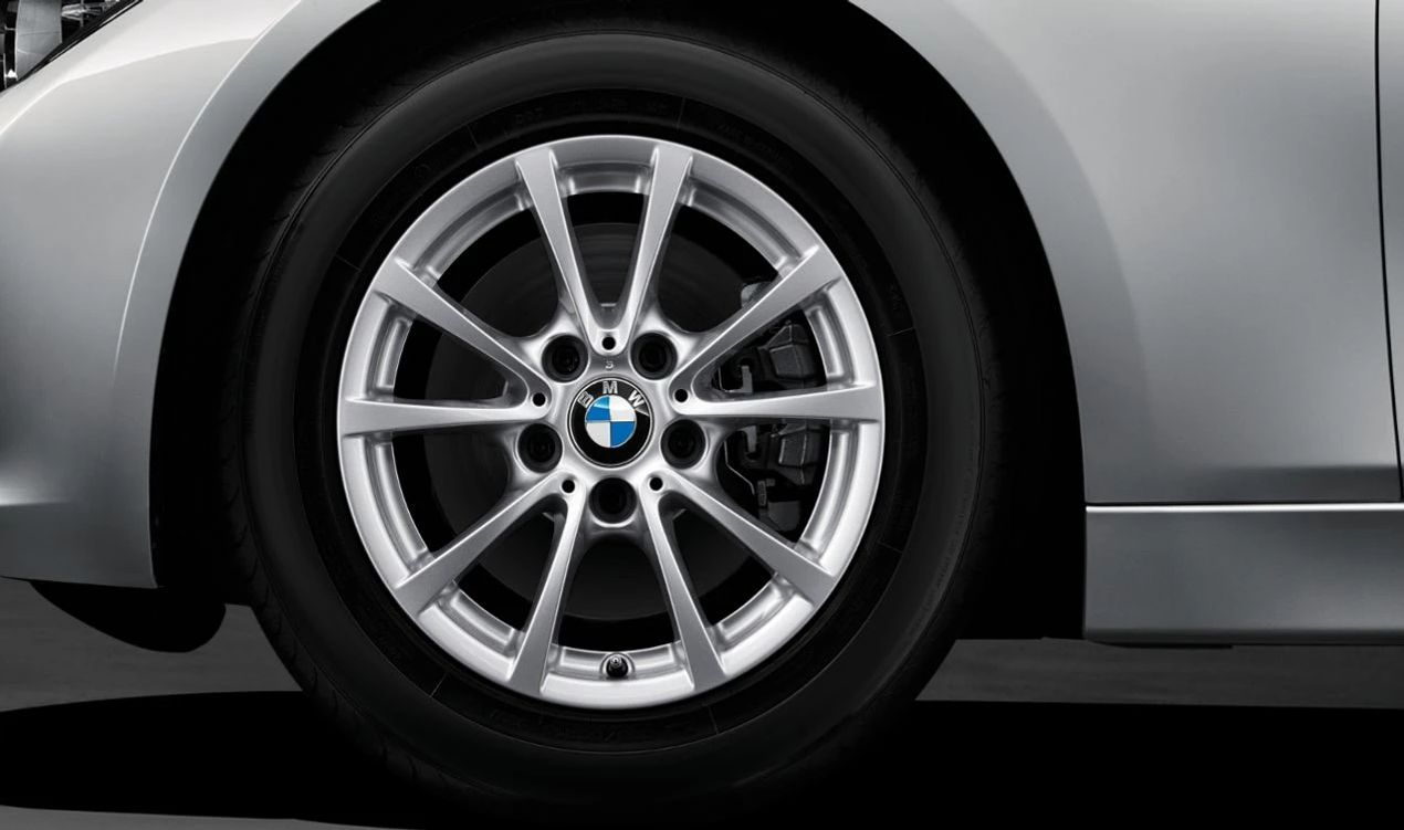 Llantas de aleación diseño V-Radio 390 OEM 36116796236 para BMW F30, F30N, F31, F31N, F35, F35N, F36, F36N. Original BMW.
