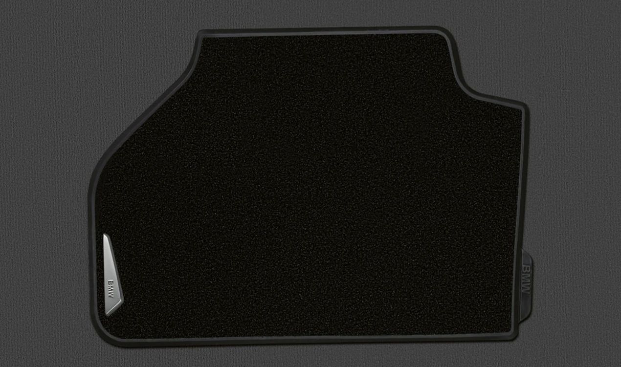 Alfombrillas textiles traseras OEM 51472347733 para BMW X5 F15 (sDrive25d, xDrive25d, xDrive28i, xDrive30d). Original BMW. Protección contra suciedad y desgaste. Calidad premium y ajuste perfecto.