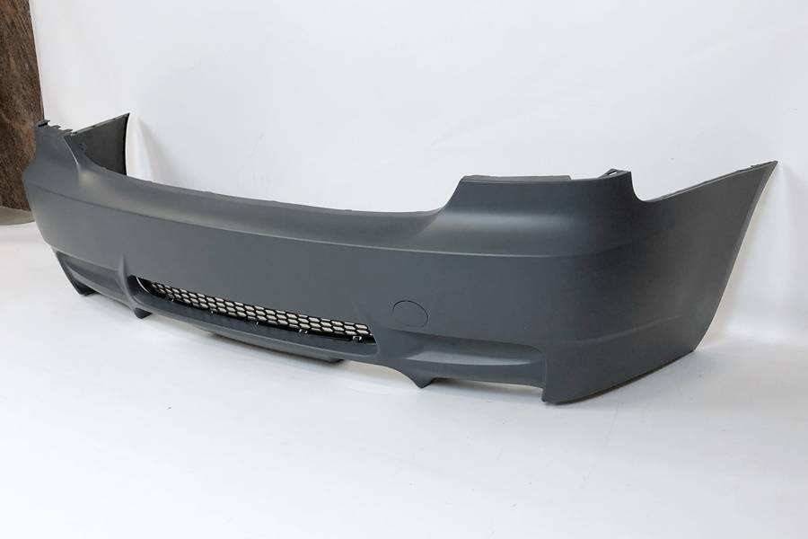 Kit Carrocería BMW E92 / E93 10-12 LCI Look M3