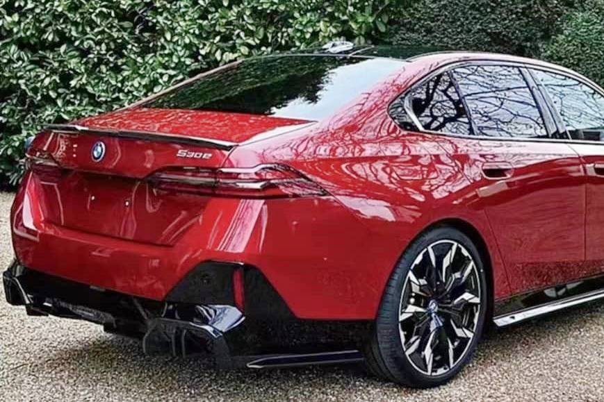 Kit de carrosserie BMW G60 M Black Black Reprange Look