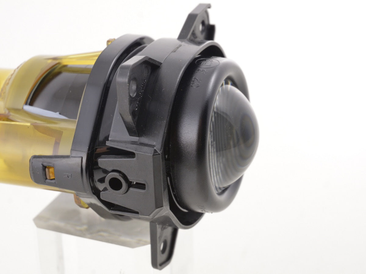 Faro antiniebla derecho BMW 1er Coupé / Cabrio E82 / E88 07-11 negro