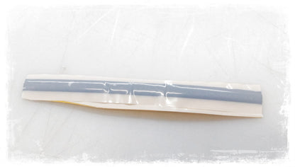 Cinta de estanqueidad OEM 05232155101 para BMW E46 {316Ci, 318Ci} compatible con motorizaciones M43, N40, N42, N45. Parte del mecanismo del elevalunas delantero. Original BMW.