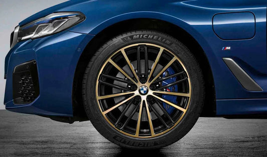 V -peiche 635 OEM 36115A2AF10 tires and tires for BMW G30, G31, G38. Original BMW.