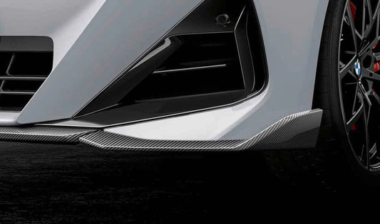 Spoiler delantero M Performance de carbono OEM 51195A34857 para BMW Serie 2 G42 con paquete M o aerodinámico. Aporta estética deportiva y mejora aerodinámica. Original BMW.