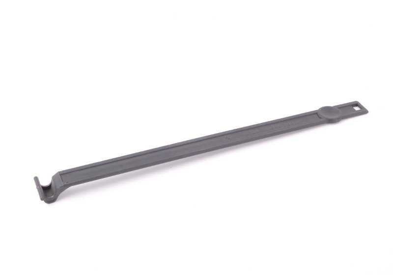 Supporto metallico OEM 72608111914 per BMW E30. Compatibile con diversi modelli 316i, 316i (M10 e M40), manuali e automatici. BMW originale.