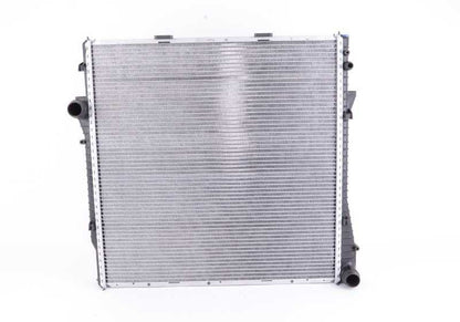 Radiador de refrigeración OEM 17101439101 para BMW X5 E53. Original BMW.