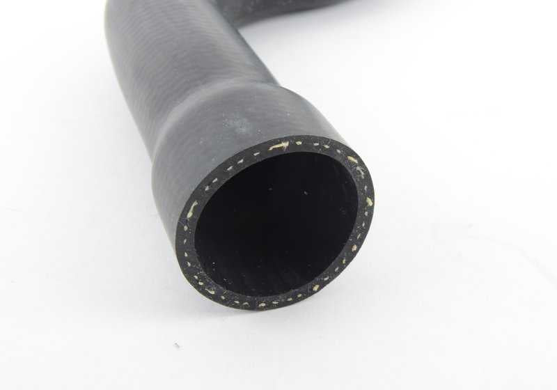 Manguera de agua OEM 11531715219 para BMW E30. Conduce el refrigerante del motor. Pieza original BMW.