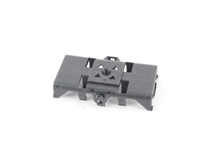 Suporte de clipe de para-lama traseiro esquerdo e direito OEM 61136919398 para BMW E81, E82, E87, E88, F20, F21, E90, E91, E92, E93, F31, F34, F32, F33, F36, F82, E84, E89. BMW originais.