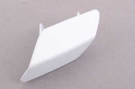 Adorno tobera de inyección imprimado izquierdo OEM 51118067969 para BMW 3' F30, F31, F80 M3... y más. Original BMW.
