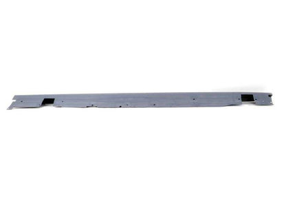 Cubierta embellecedora del faldón lateral izquierdo OEM 51717000639 para BMW E38. Original BMW.