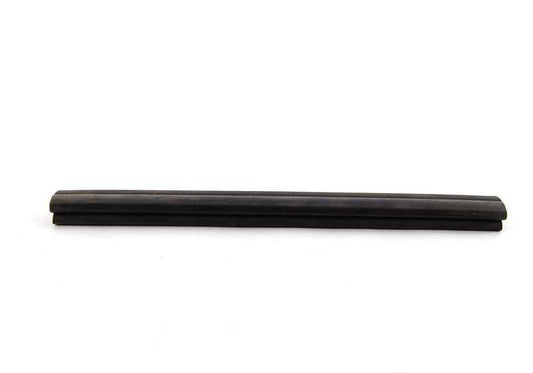 Junta trasera lateral compartimento motor OEM 51767158690 para BMW E81, E82, E87, E88, E90, E91, E92, E93. Original BMW.