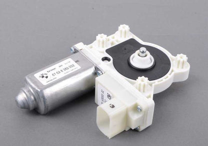 Motor elevalunas derecho OEM 67628382002 para BMW E65, E66. Original BMW.