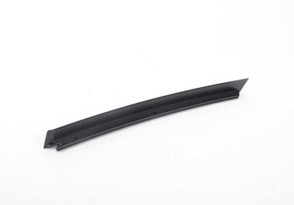 Embellecedor pilar C puerta trasera derecha OEM 51347119972 para BMW E91. Compatible con modelos 316d, 316i, 318d. Original BMW.