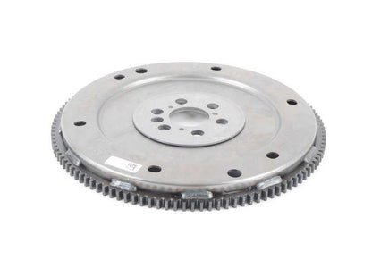 Volante bimasa automático OEM 11228604045 para BMW E82, E88 (135i, 135is, M Coupé) con motor N54/N55. Compatible con modelos con cambio automático. Original BMW.