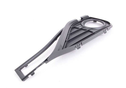 Grade dianteira esquerda parcialmente aberta OEM 51117294831 para BMW Série 4 (F32, F33, F36). BMW original.