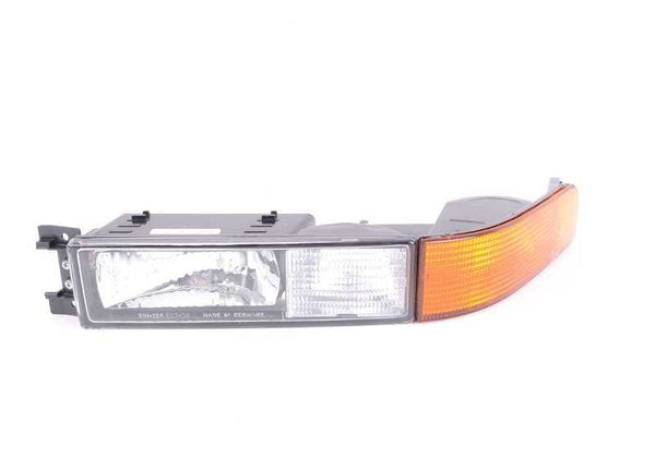 Tira de luz trasera izquierda OEM 63111383945 para BMW E31. Original BMW.