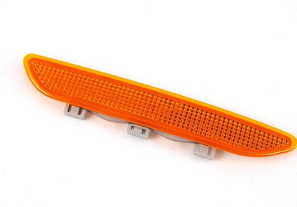 OEM Reflector Direito 63146920690 para BMW E46 (Berlina, Touring, Coupé, Cabrio, Compact, M3). BMW original.
