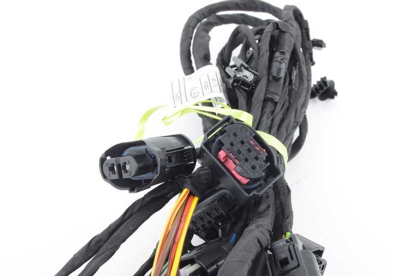 Fronte di cablaggio per BMW 5 F10 Series, F11 (OEM 61129246827). BMW originale
