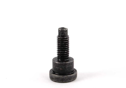 Tornillo con reborde OEM 51477130768 para BMW E81 (116d, 116i) en varias versiones. Usado en paneles del maletero y revestimientos internos. Original BMW.