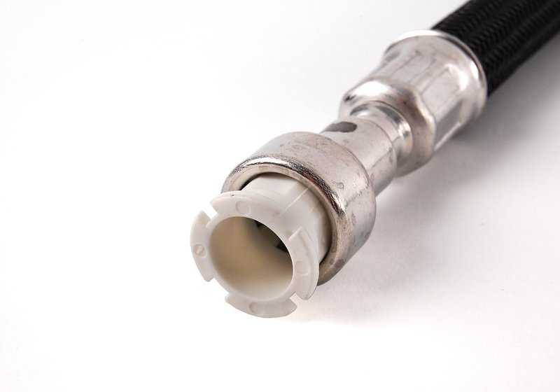 Front -Kraftstoff -Futterröhrchen OEM 1612229410 für BMW E46. Original BMW.