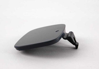 Tapa gancho remolque imprimada OEM 51127042708 para BMW E65, E66. Recambio original BMW.