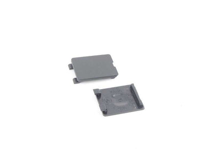 Adorno cierre tapa cantonera de carga OEM 51477152437 para BMW Serie 5 E61, E61 LCI... y más. Original BMW.