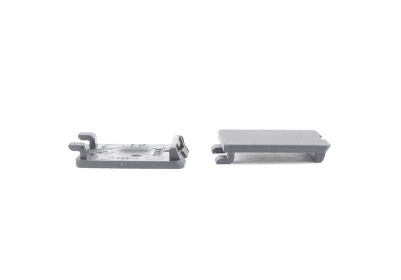 Adorno cierre tapa cantonera de carga OEM 51477152437 para BMW Serie 5 E61, E61 LCI... y más. Original BMW.