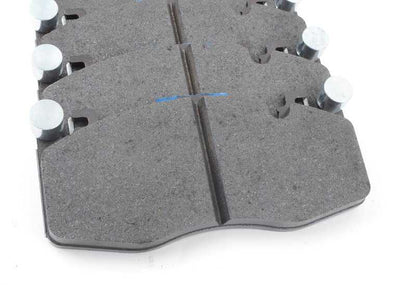 Kit de reparación para pastillas de freno sin asbesto OEM 34117852969 para BMW X5 M F85 y BMW X6 M F86. Original BMW.