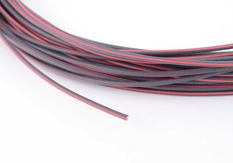 Cable eléctrico negro-rojo OEM 61121391697 para BMW {E21,E30,E36,E46,E81,E82,E87,E88,F20,F21,F22,F23,F45,F46,F87,E90,E91,E92,E93,F30,F31,F34,F80,F32,F33,F36,F82,F83,E12,E28,E34,E39,E60,E61,F07,F10,F11,G30,G31,E24,E63,E64,F06,F12,F13,G32,E23,E32,E38,