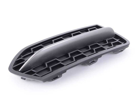 Rejilla paragolpes delantera derecha sin antiniebla OEM 51118061874 para BMW F22, F23. Original BMW.