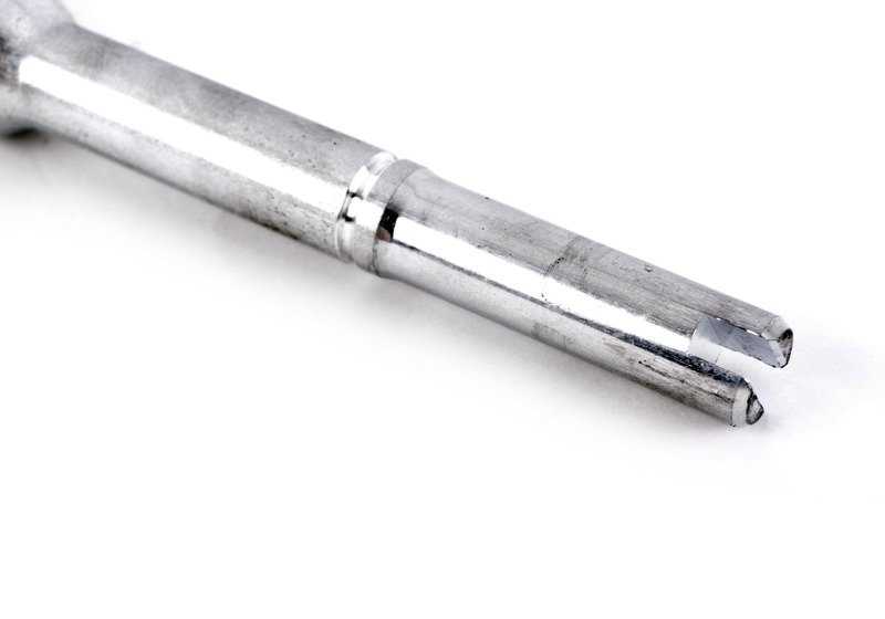 Palanca de cambio OEM 25111220326 para BMW E21. Compatible con modelos 315, 316, 318, 320 con cambio manual (producción entre 1975-1983). Repuesto original BMW.