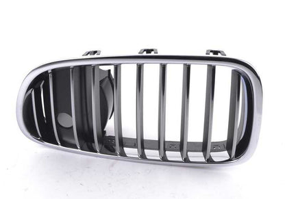 Rejilla embellecedora frontal izquierda OEM 51137203203 para BMW F10, F11, F18. Original BMW.