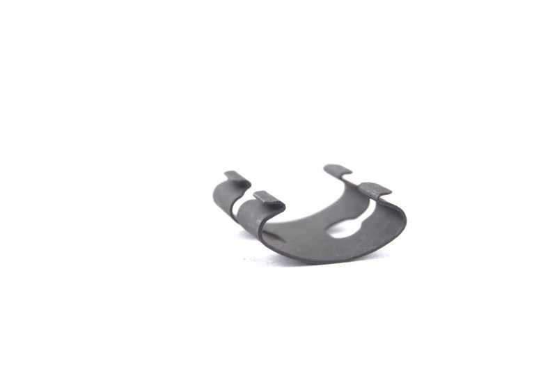 Soporte de fijación faro OEM 63126902506 para BMW E38. Original BMW.