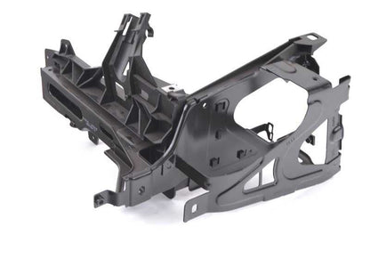 Soporte derecho de refuerzo de carrocería OEM 51647200778 para BMW F07 520d, 528i, 530d. Original BMW.