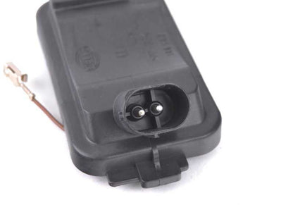 EveleceCedora couvre Antiiebla gauche OEM 63178352813 pour BMW E38 728i, 730i. Compatible avec les versions automatiques et manuelles. BMW d'origine.