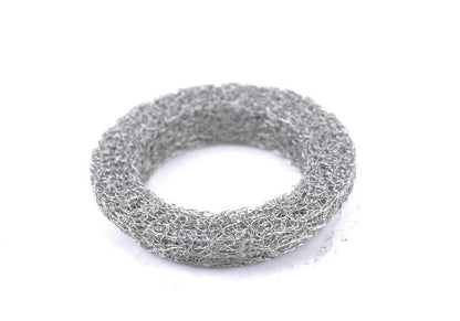 Anillo de sujeción OEM 11657843160 para BMW F10, F90, G90, F06, F06N, F12, F12N, F13, F13N, G70, F91, F92, F93, F85, F95, F95N, G05, F86, F96, F96N, G06, G07, G09. Original BMW.