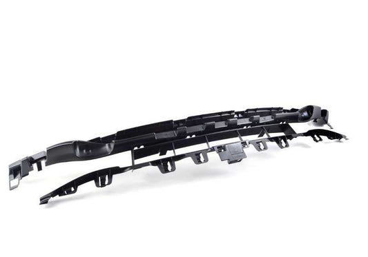 Inserzione dell'ingresso dell'aria centrale per BMW F32, F33, F36 (OEM 51117294838). BMW originale.