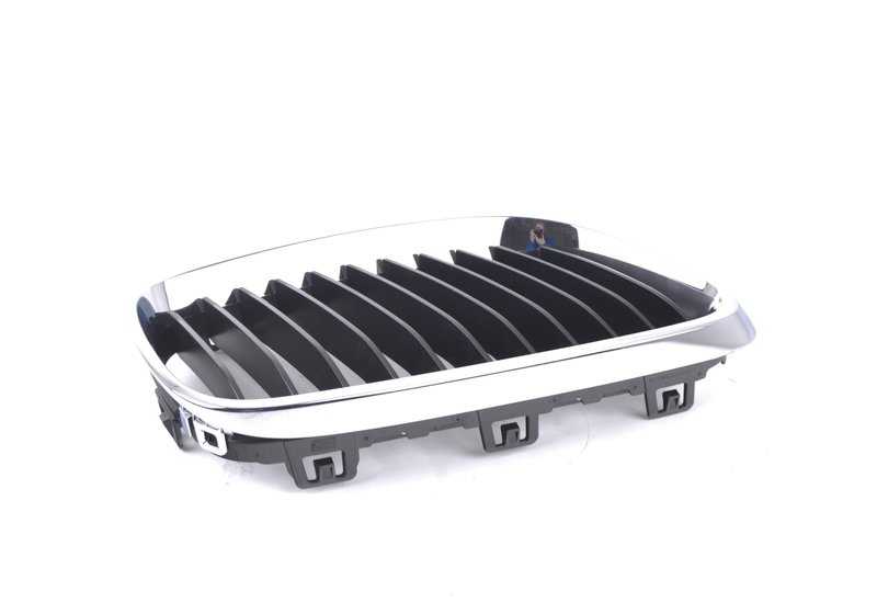rejilla decorativa delantera derecha OEM 51137295522 para BMW F22, F23. Original BMW.