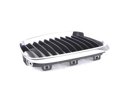 rejilla decorativa delantera derecha OEM 51137295522 para BMW F22, F23. Original BMW.