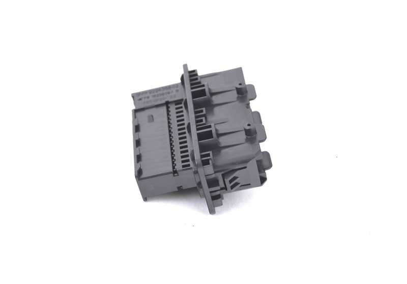 Caixa BBA para BMW 1 F40 Series, Série 2 F44, G87, X1 U11, U12, X2 F39 (OEM 61139224368). BMW original