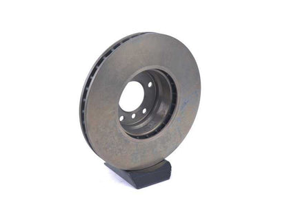 Disco de freno ventilado OEM 34116757757 para BMW E38 {740d, 750i, 750iL, L7}. Compatible con modelos producidos entre 1994 y 2001. Original BMW.