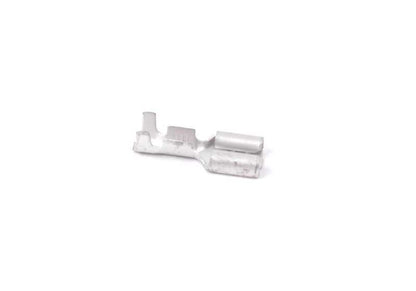 Terminal eléctrico hembra OEM 61131376460 para BMW E30, E34, E39, E24, E32, E31, MINI R50. Conector original para sistemas eléctricos. Original BMW y MINI.