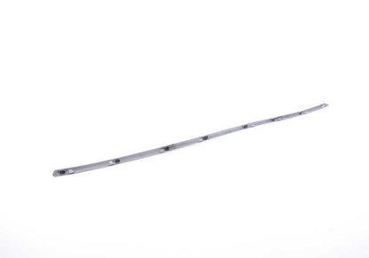 Moldura embellecedora Modern Line OEM 51127308843 para BMW Serie 3 F34 (318d, 320d) modelos entre 2013 y 2016. Pieza original BMW. Ideal para recambio de moldura exterior trasera.