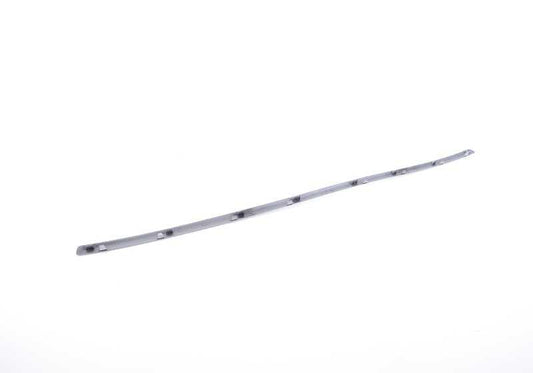 Moldura embellecedora Modern Line OEM 51127308843 para BMW Serie 3 F34 (318d, 320d) modelos entre 2013 y 2016. Pieza original BMW. Ideal para recambio de moldura exterior trasera.